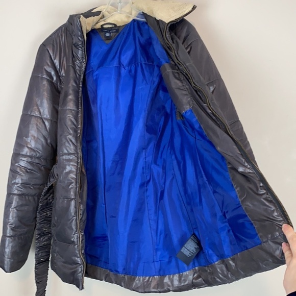 Tommy Hilfiger Gray Puffer Coat Size Medium - Picture 14 of 16